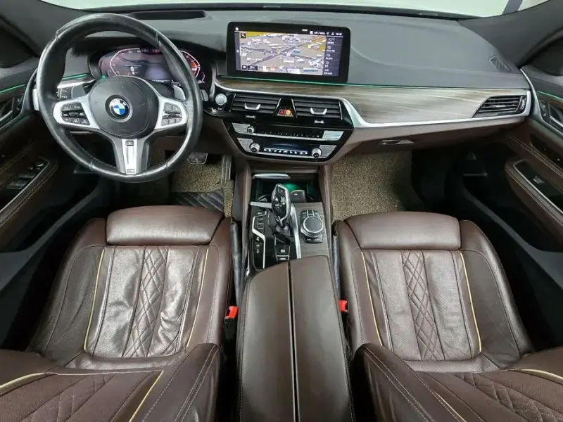 2021 BMW 6 серии с пробегом 109 206 км