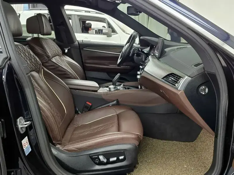 2021 BMW 6 серии с пробегом 109 206 км