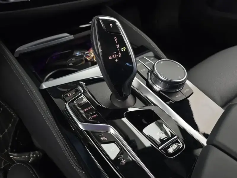 2023 BMW 6 серии с пробегом 29 699 км