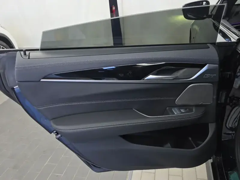 2023 BMW 6 серии с пробегом 29 699 км