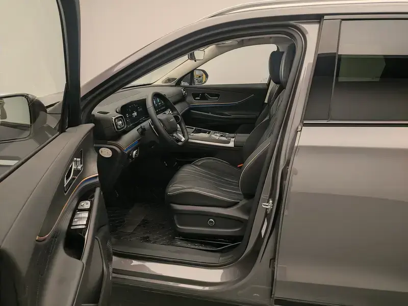 2023 Chery Tiggo 9 с пробегом 9 400 км