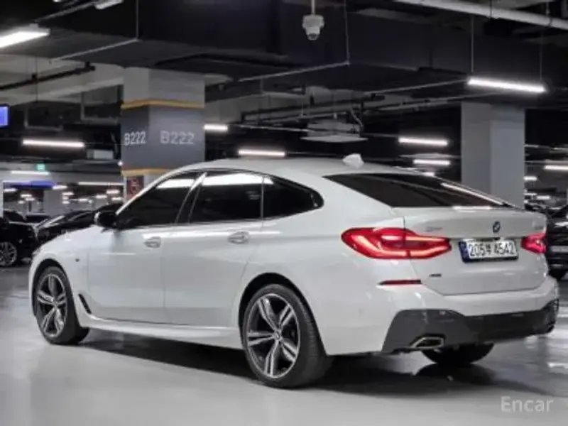 2023 BMW 6 серии с пробегом 33 600 км
