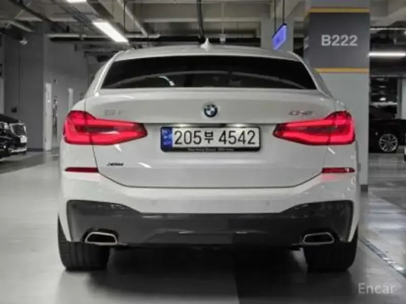 2023 BMW 6 серии с пробегом 33 600 км