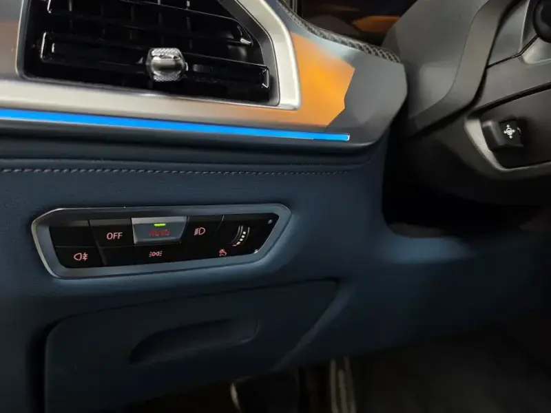 2023 BMW XM с пробегом 11 414 км