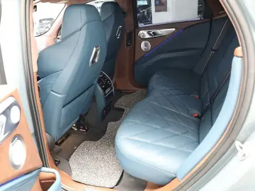 2023 BMW XM с пробегом 69 364 км