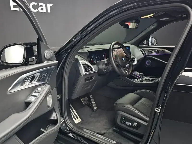 2023 BMW XM с пробегом 28 313 км