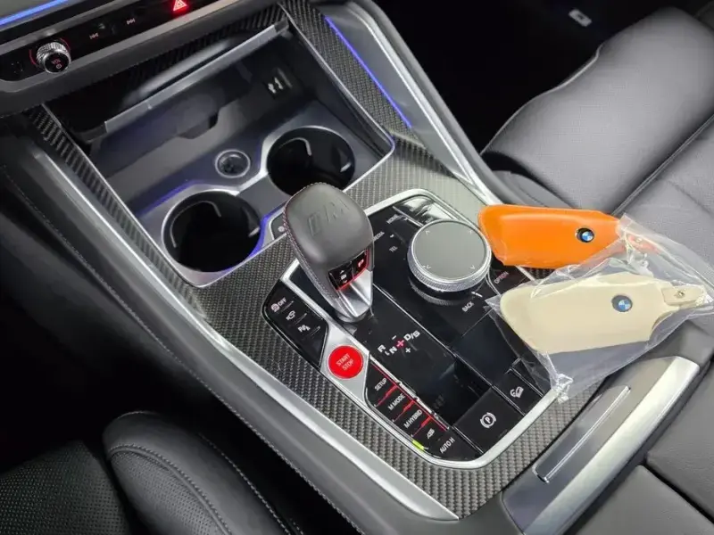 2023 BMW XM с пробегом 2 836 км