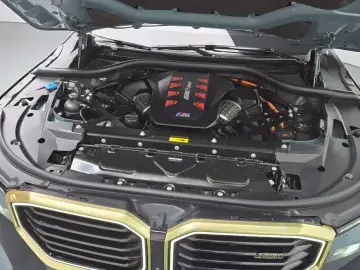 2023 BMW XM с пробегом 69 365 км