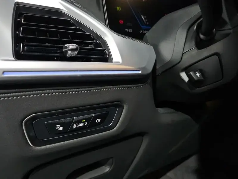 2024 BMW XM с пробегом 10 049 км
