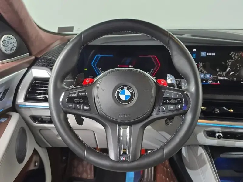 2023 BMW XM с пробегом 55 309 км