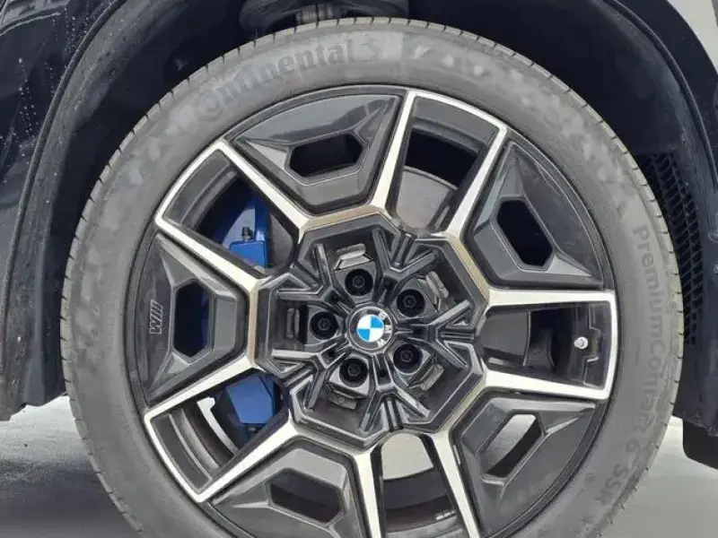 2023 BMW XM с пробегом 17 389 км