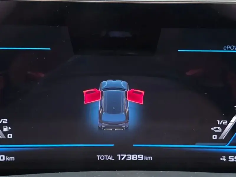 2023 BMW XM с пробегом 17 389 км