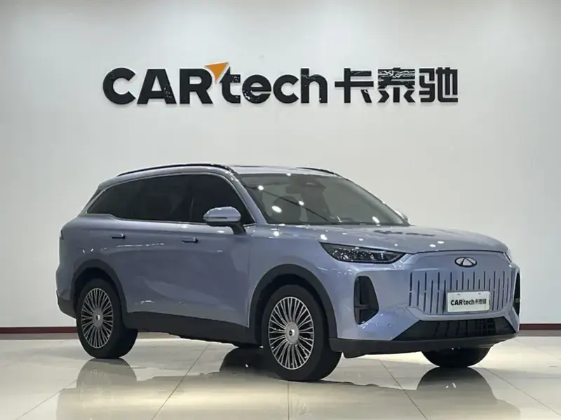 2024 Chery Fulwin T9 с пробегом 14 000 км