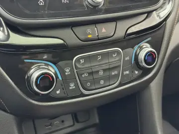 2022 Chevrolet Equinox с пробегом 52 100 км