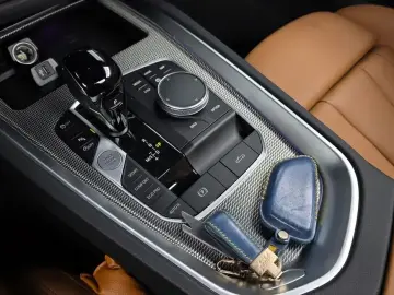 2022 BMW Z4 с пробегом 18 438 км