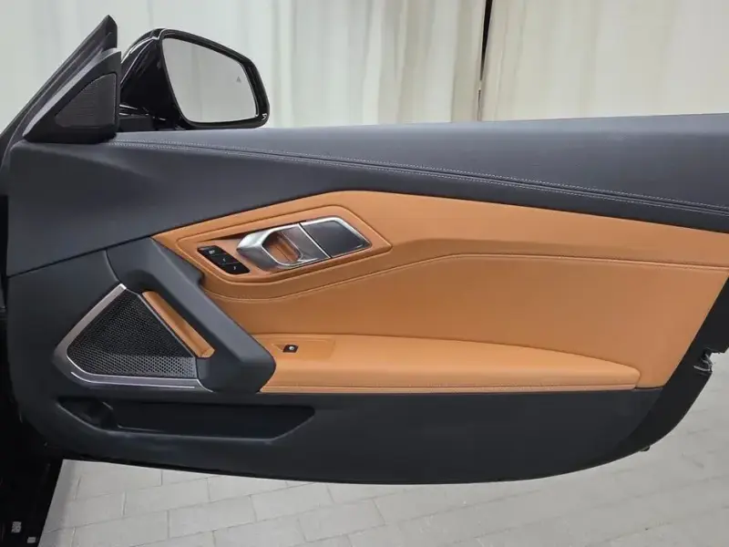 2022 BMW Z4 с пробегом 18 438 км