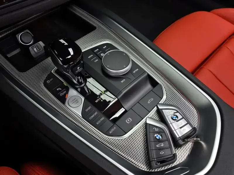 2025 BMW Z4 с пробегом 15 495 км