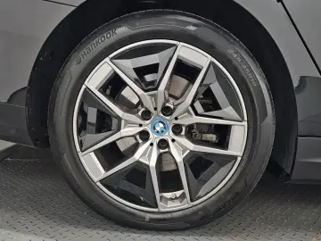 2024 BMW i5 с пробегом 63 370 км
