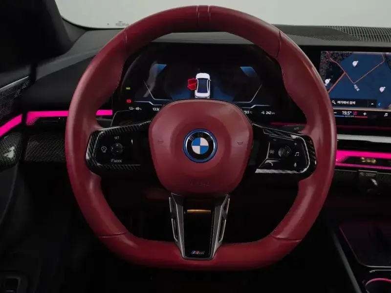 2024 BMW i5 с пробегом 53 008 км