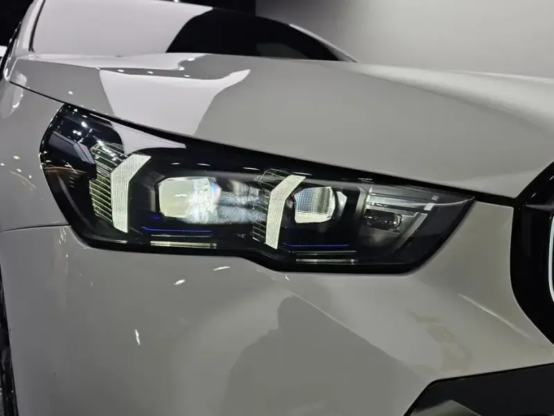 2023 BMW i5 с пробегом 37 645 км