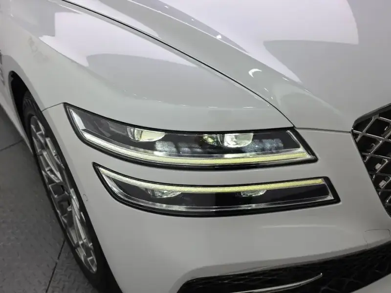 2023 Genesis G80 с пробегом 54 788 км
