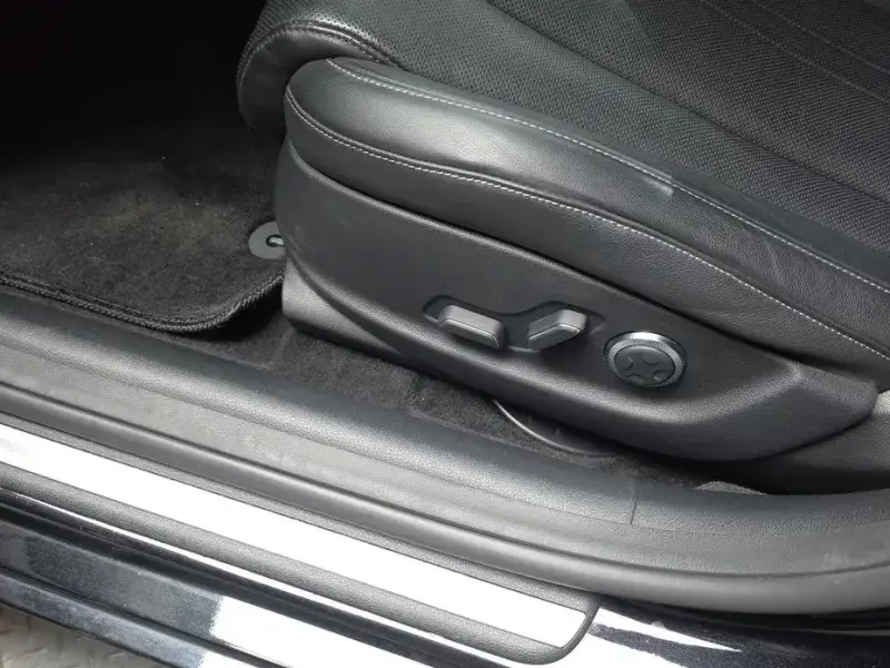 2023 Genesis G80 с пробегом 54 559 км