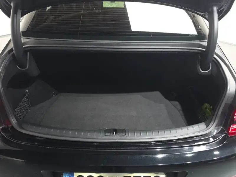 2023 Genesis G80 с пробегом 32 353 км