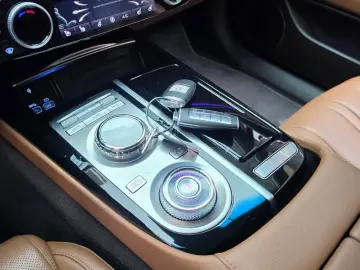 2023 Genesis G80 с пробегом 85 185 км