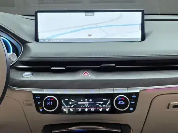 2023 Genesis G80 с пробегом 61 070 км