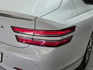 2023 Genesis G80 с пробегом 61 070 км