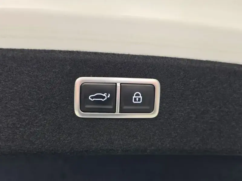 2023 Genesis G80 с пробегом 85 185 км