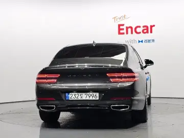 2023 Genesis G80 с пробегом 24 664 км