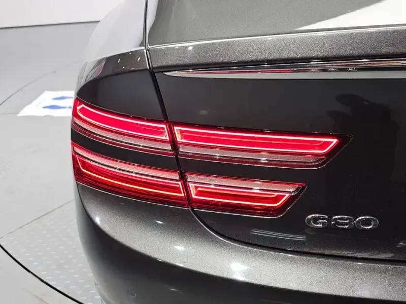 2023 Genesis G80 с пробегом 24 664 км