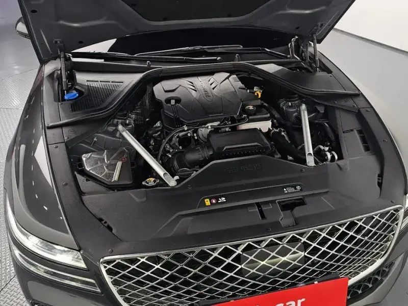 2023 Genesis G80 с пробегом 21 207 км