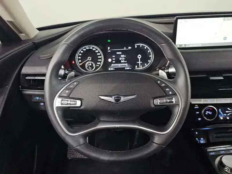 2023 Genesis G80 с пробегом 21 207 км