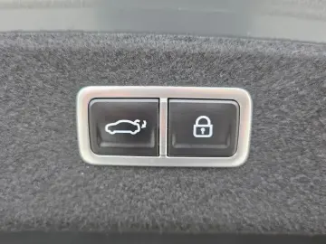 2023 Genesis G80 с пробегом 80 926 км