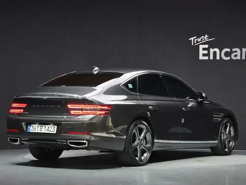 2023 Genesis G80 с пробегом 52 796 км