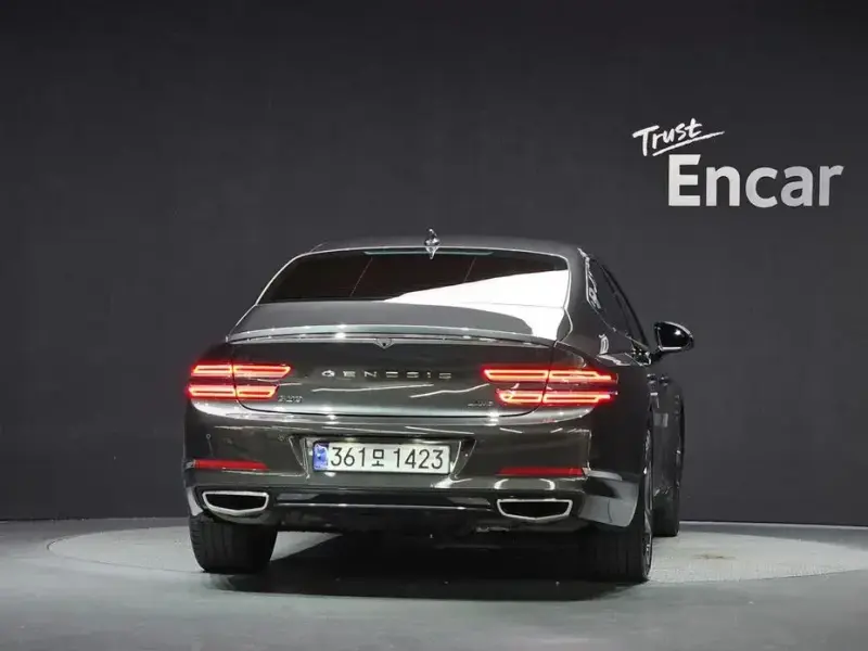 2023 Genesis G80 с пробегом 52 796 км