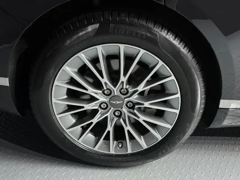2023 Genesis G80 с пробегом 65 273 км