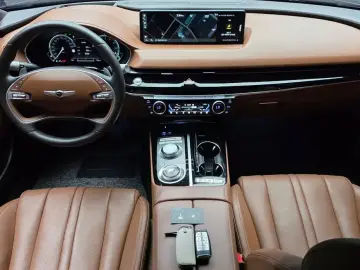 2023 Genesis G80 с пробегом 65 273 км