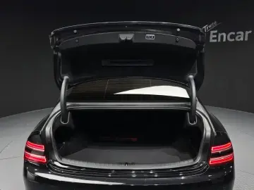 2023 Genesis G80 с пробегом 65 273 км