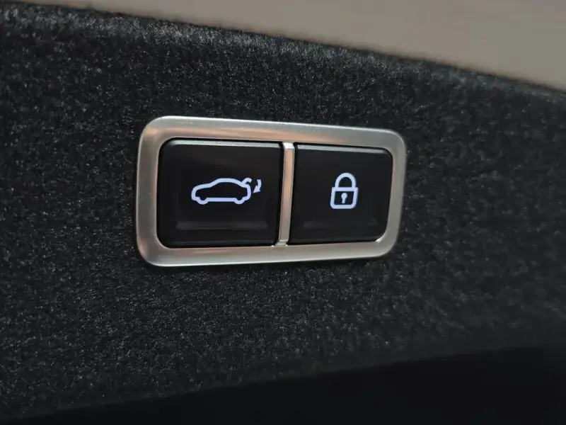 2023 Genesis G80 с пробегом 78 091 км