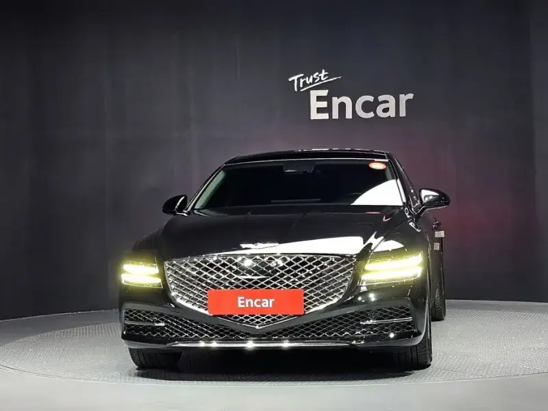 2023 Genesis G80 с пробегом 45 227 км