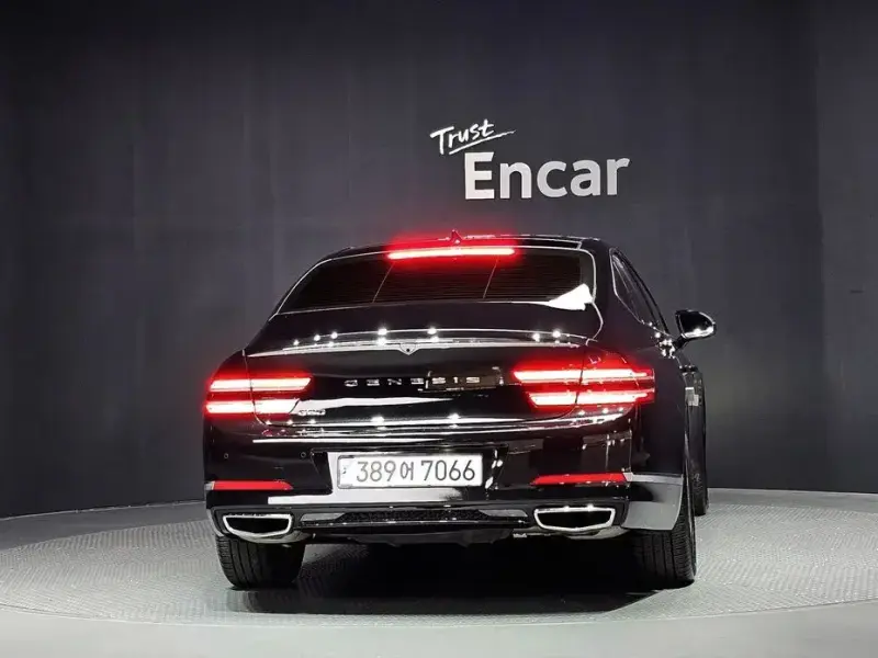 2023 Genesis G80 с пробегом 45 227 км