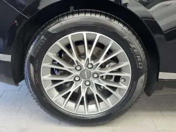 2023 Genesis G80 с пробегом 45 227 км