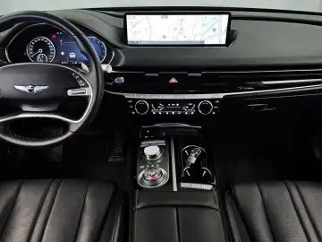 2023 Genesis G80 с пробегом 45 227 км