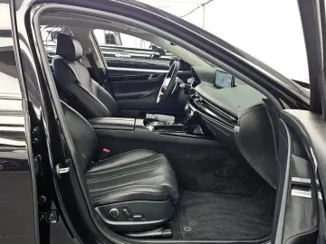 2023 Genesis G80 с пробегом 45 227 км
