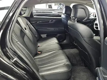2023 Genesis G80 с пробегом 45 227 км