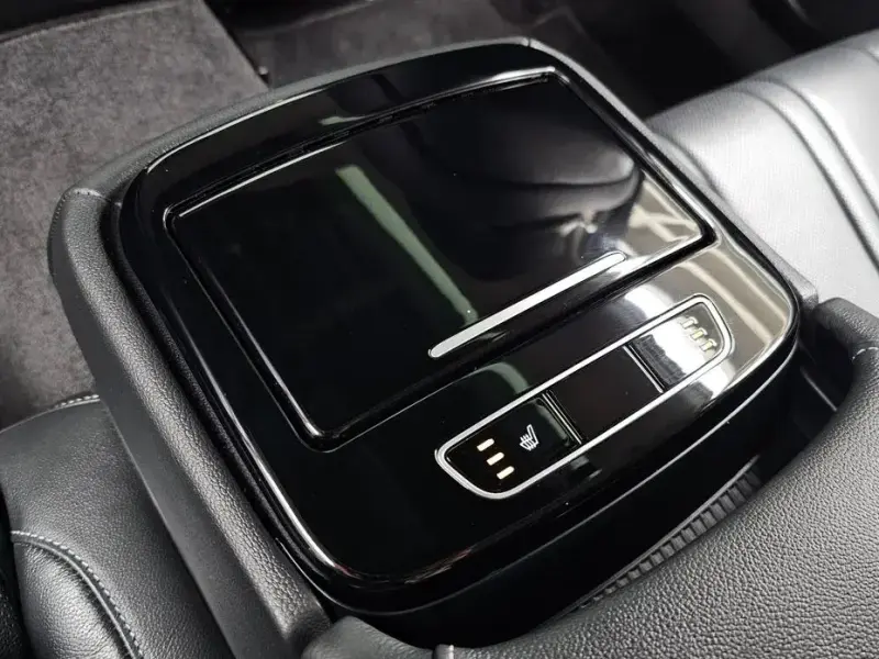 2023 Genesis G80 с пробегом 45 227 км