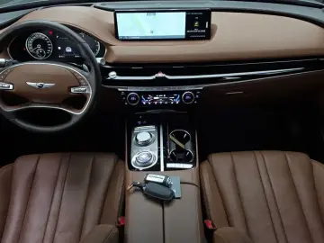 2023 Genesis G80 с пробегом 34 942 км